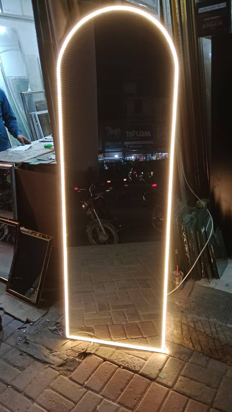 Standing mirror for light 1