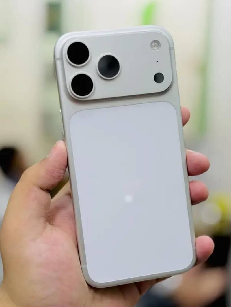Apple iPhone 17 Pro Max 0