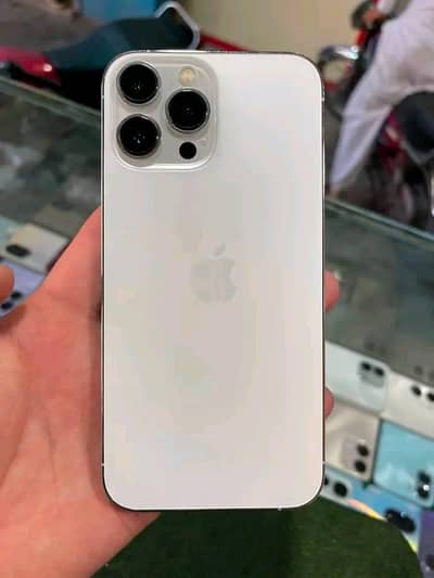 iPhone 13 Pro Max 256 GB PTA Approved ha All okay complete box