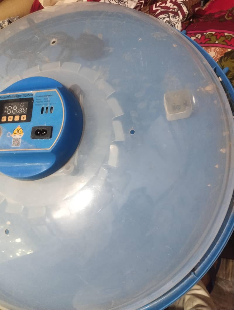 Automatic incubator 52 eggs 0