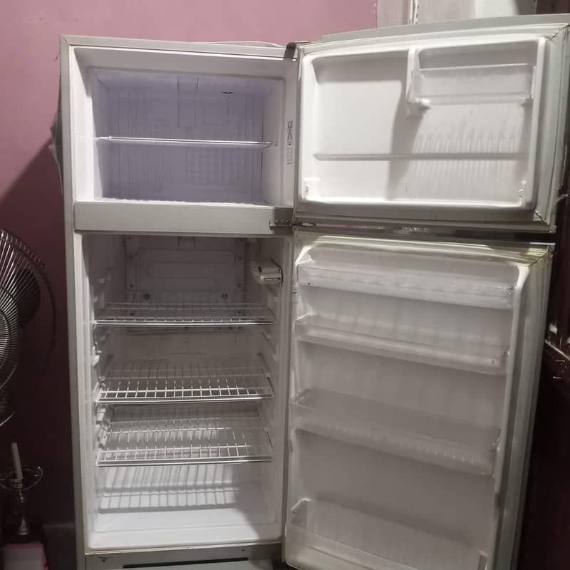 singer fridge 1