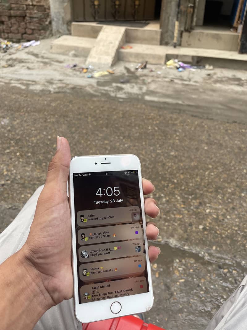 Apple iPhone 6S Plus 2