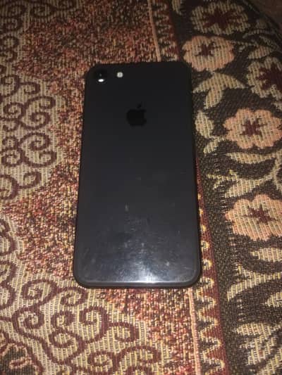 Apple iPhone 8
