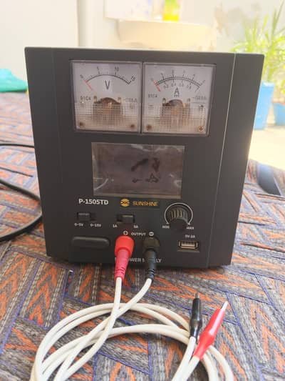 Power supply, board catcher