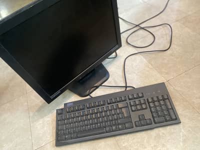 Samsung monitor and keyboard in less price