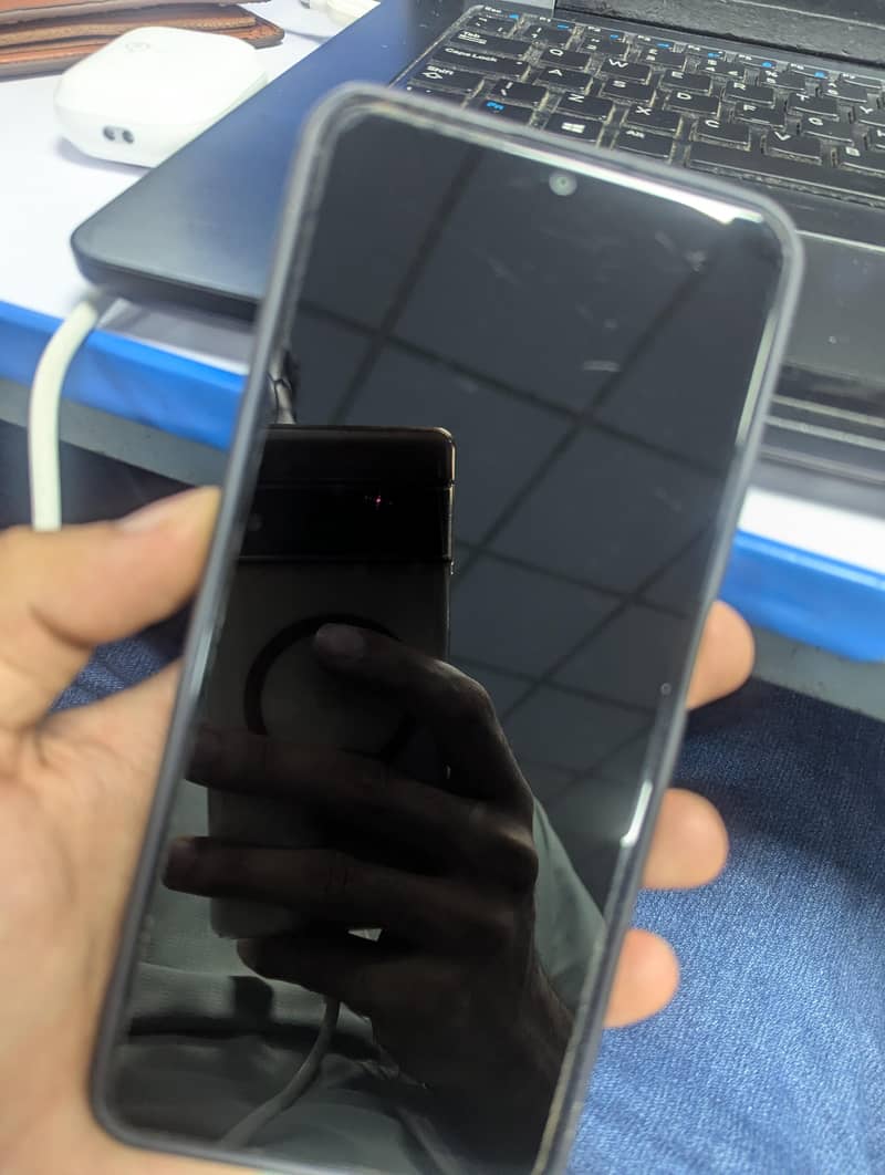 Realme Note 60x 2