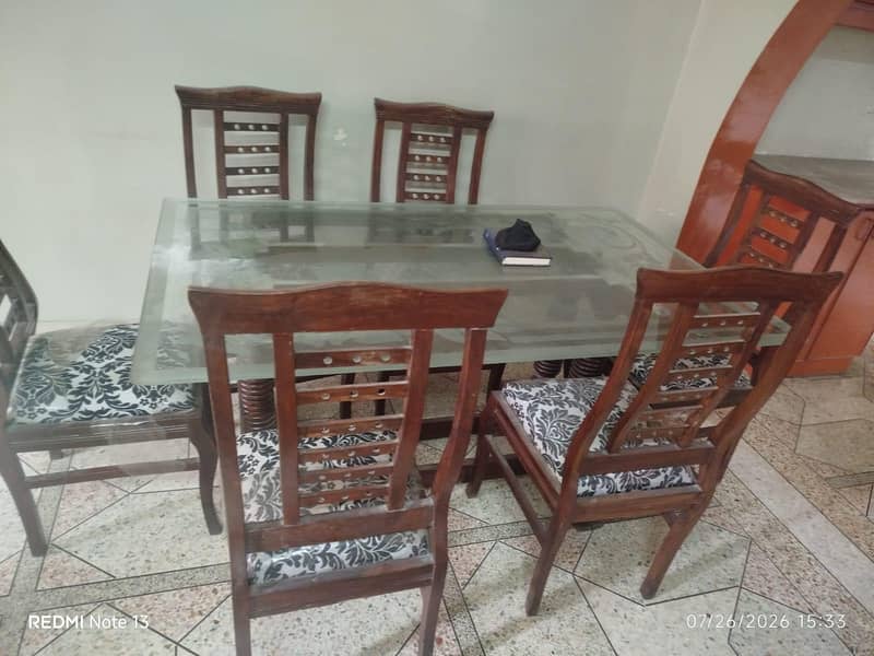 Dining Table 0