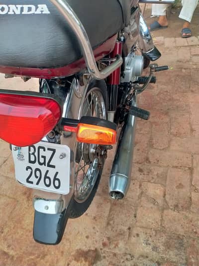 honda 70 good condition 10/10 . . . . 03004361654