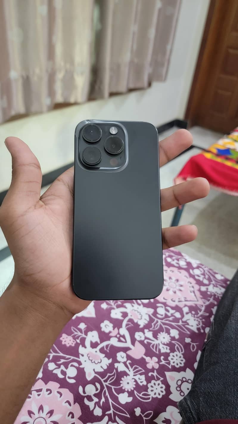 IPHONE 15 PRO 0
