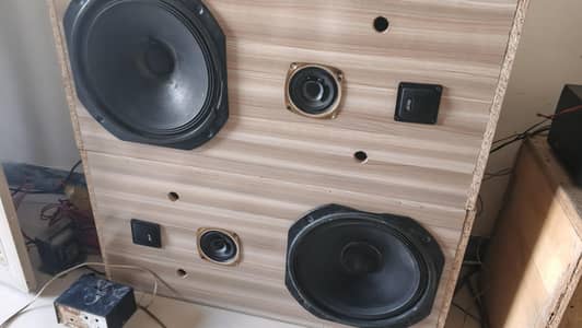 1 ft speaker