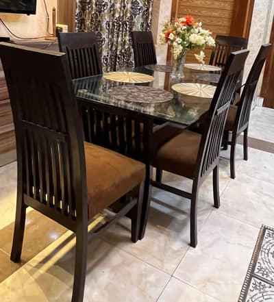 6 chairs dinning table