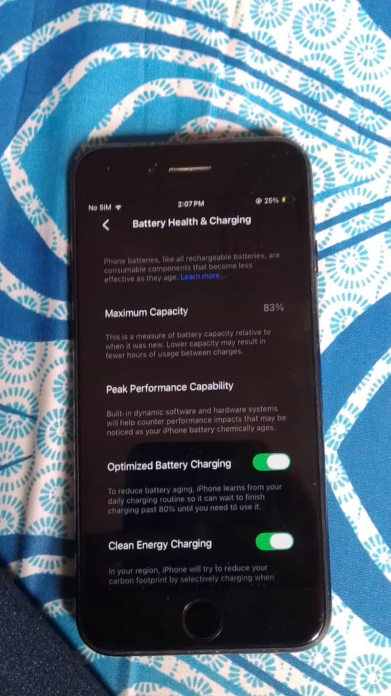 Apple iPhone SE 6