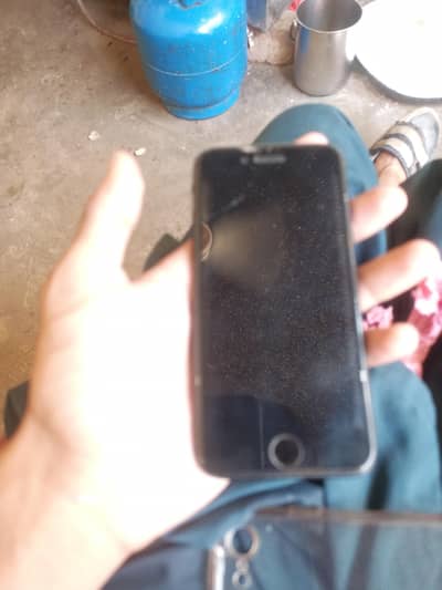 Apple iPhone SE 3