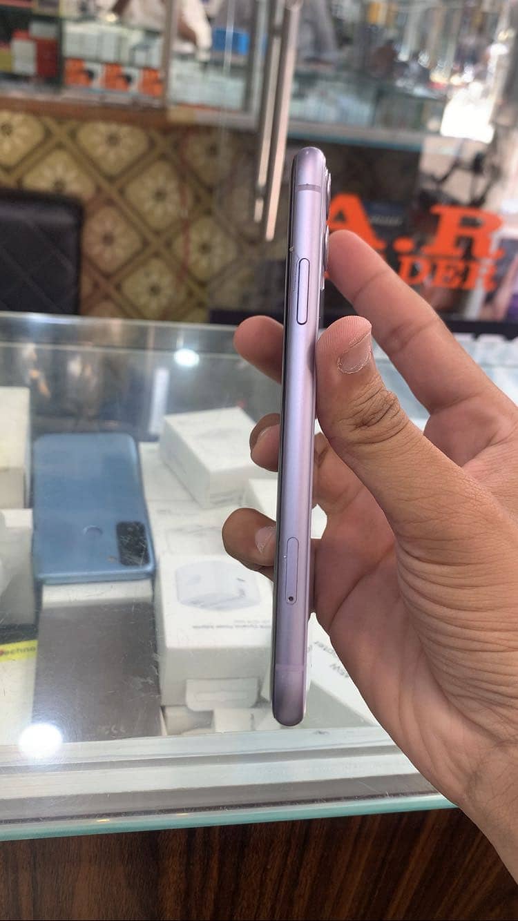 Apple iPhone 11 2