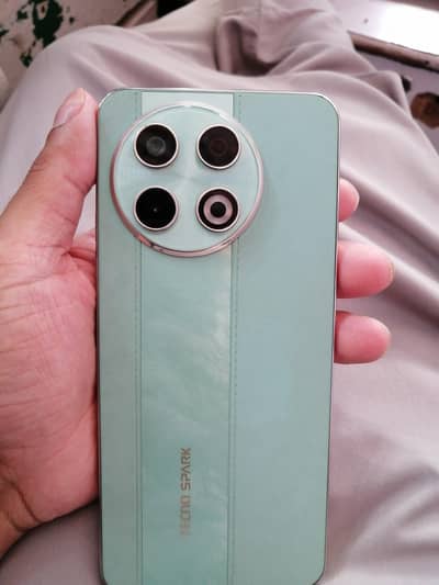 Tecno SPARK 30 Pro