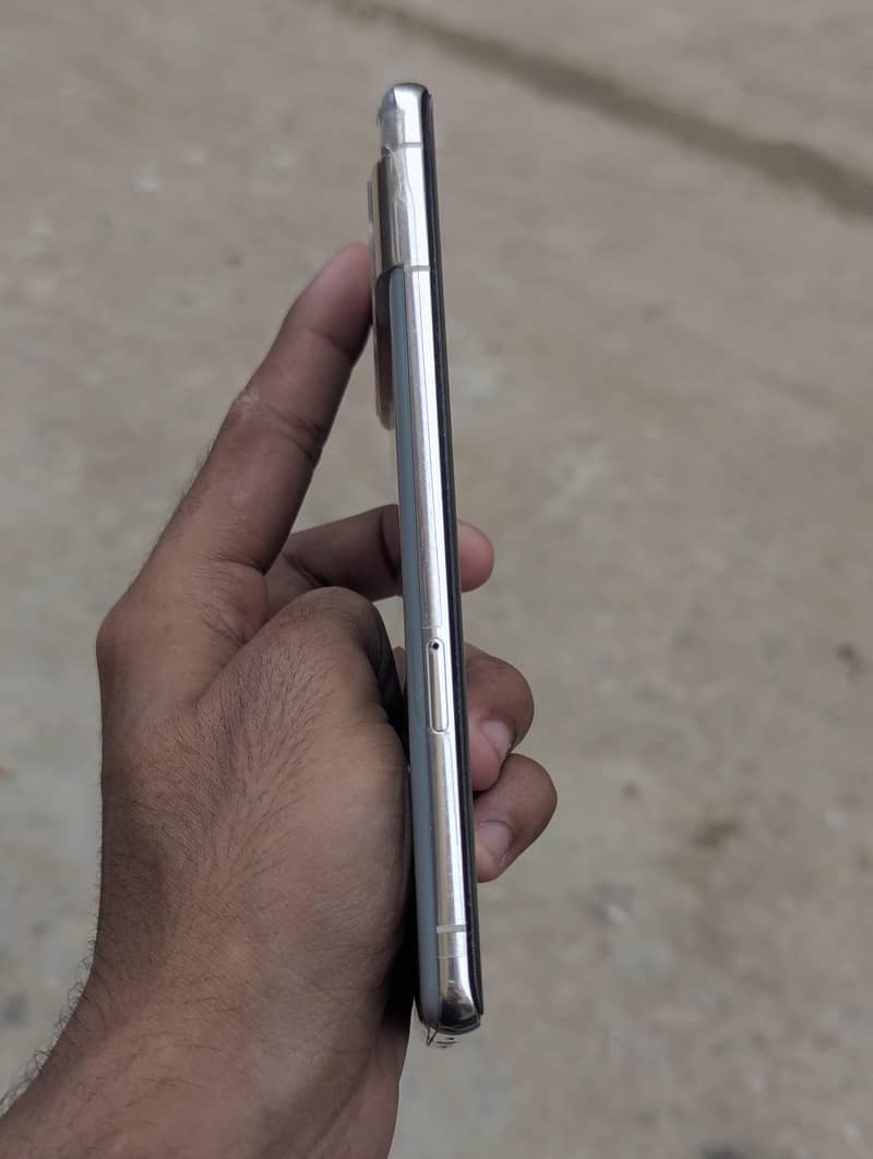 Google Pixel 7 Pro 6