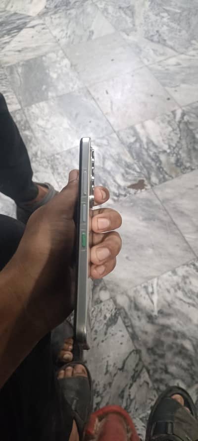 Infinix  hot 60i