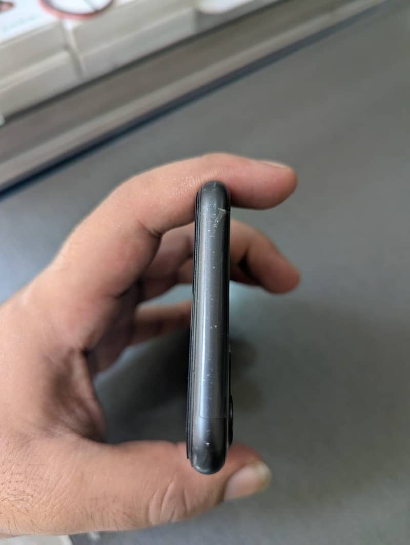 Iphone 11 4