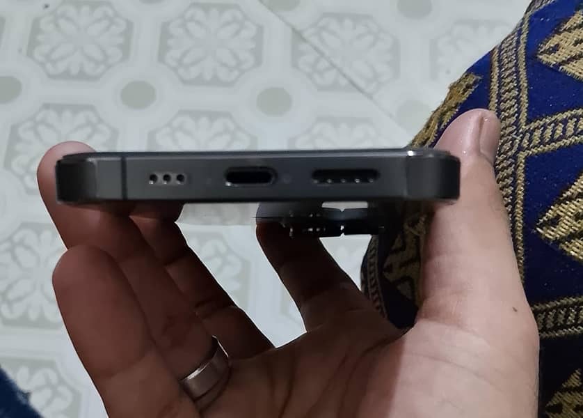 Apple iPhone 13 Pro 6