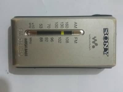 Sony Walkmam SRF-S84 Portable FM/AM Radio
