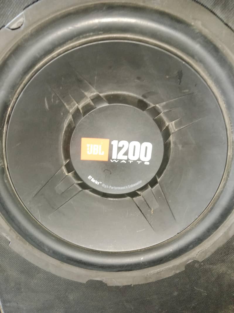 DJ amplifier 4