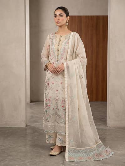 Three pieces suit