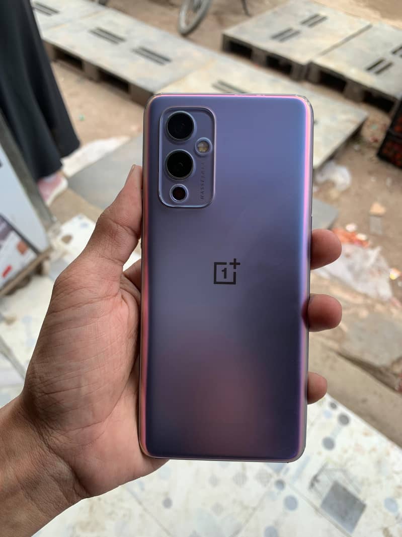 One Plus 9 5G 0