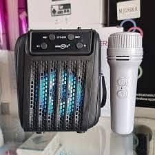 Wireless Speaker With Mic 4