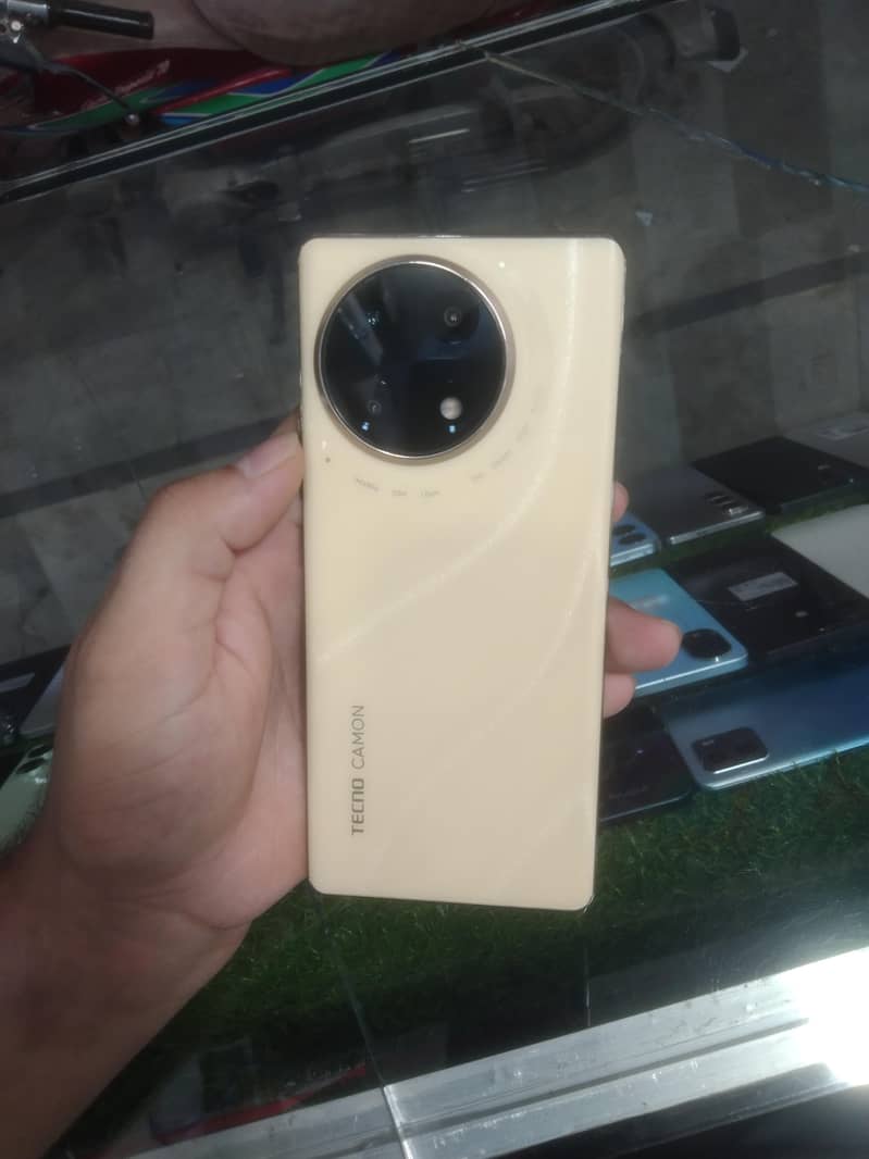 Tecno CAMON 30S 0