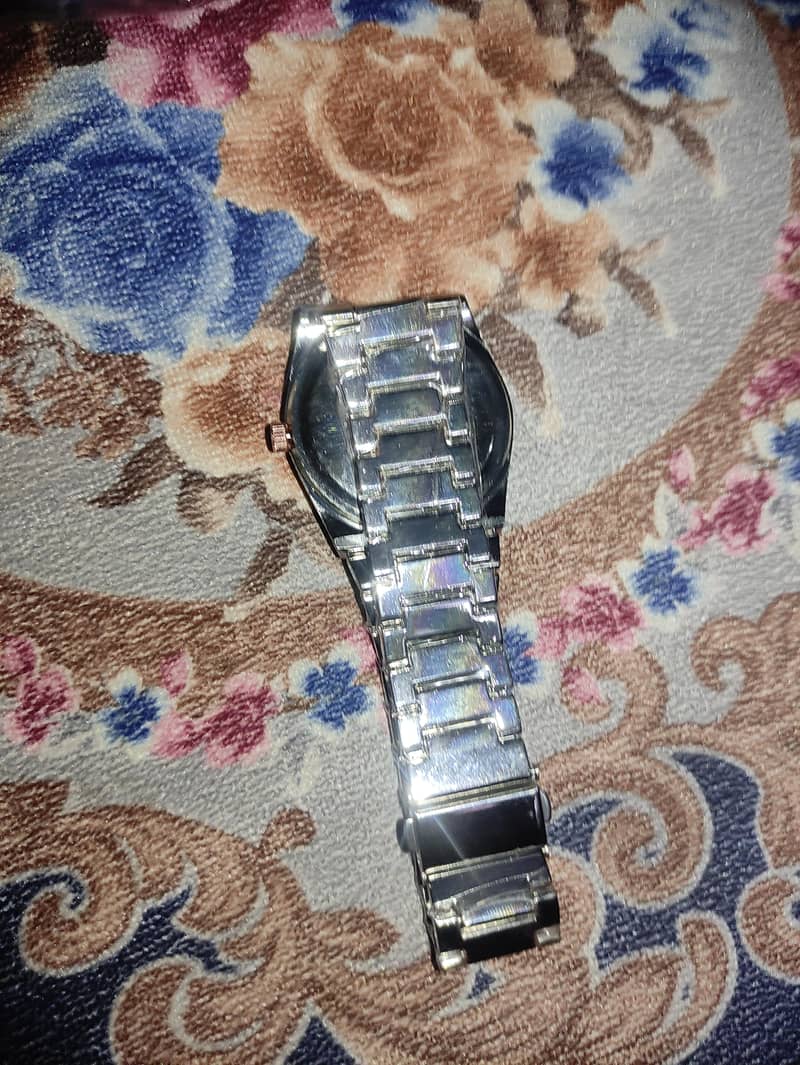 watch 1