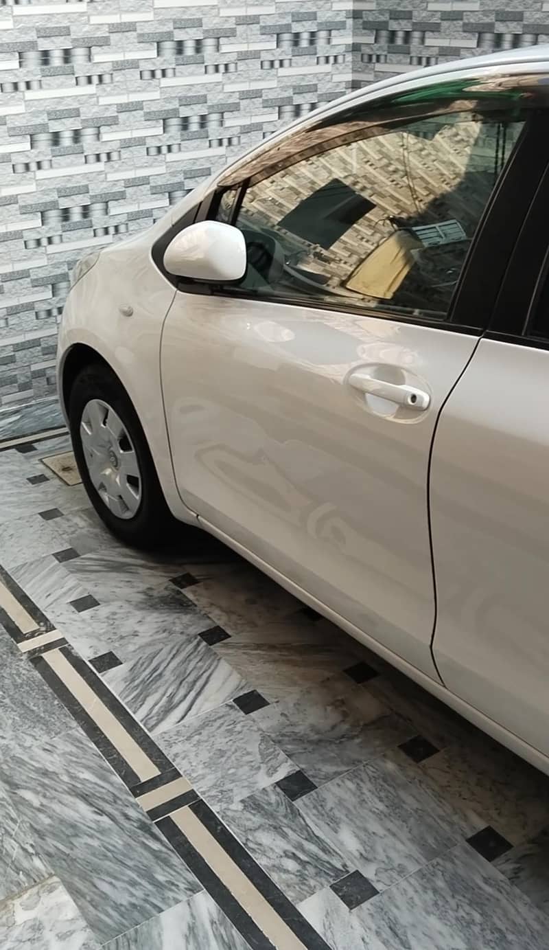 vitz 2007 7