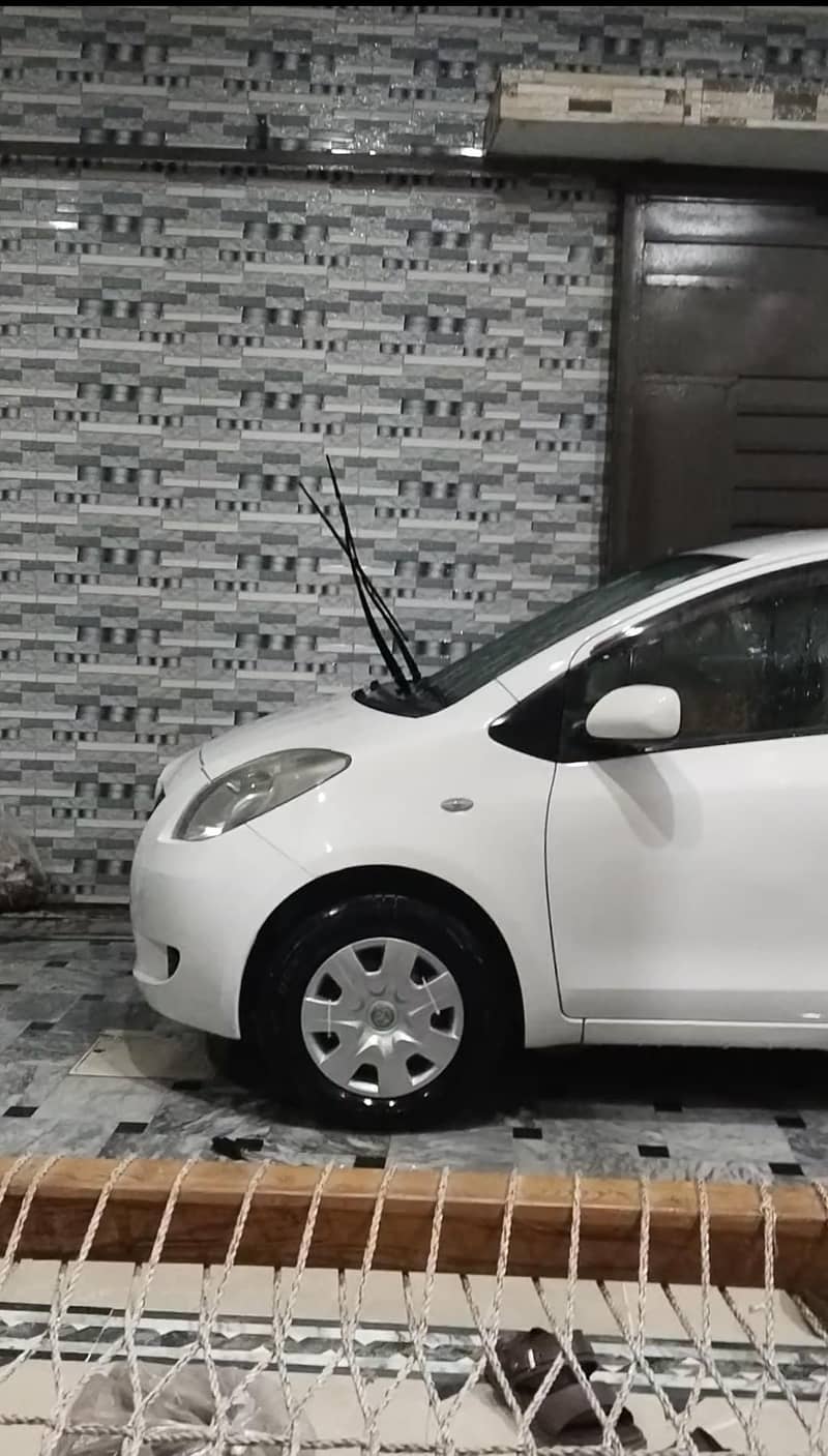 vitz 2007 8