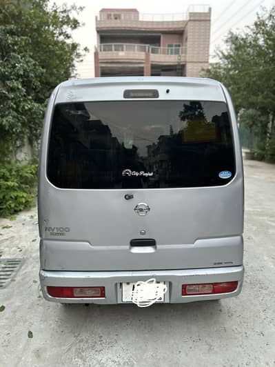 Nissan Clipper 2012