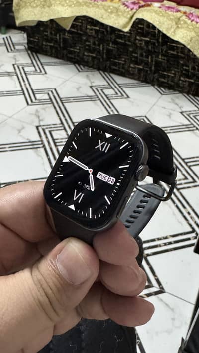 Huawei Watch Fit 3 in immaculate condition
