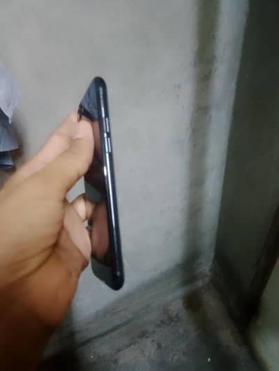 Apple iPhone 7
