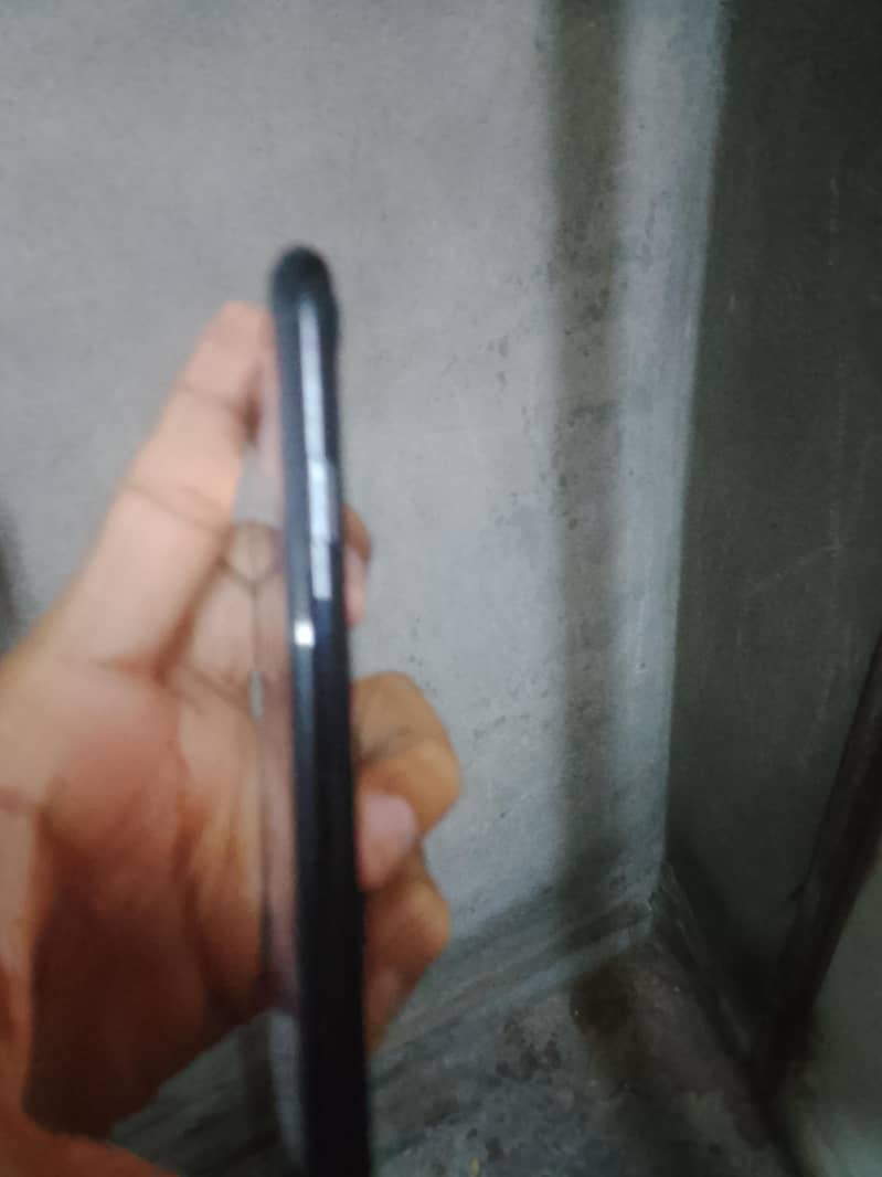 Apple iPhone 7 4