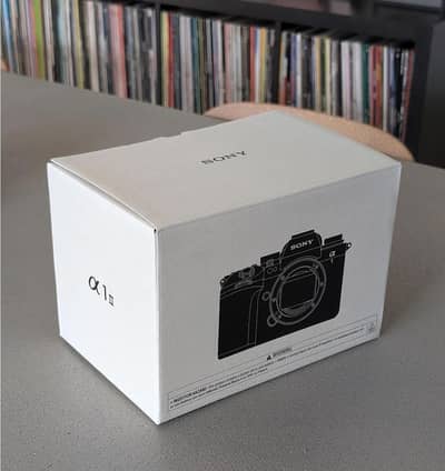 SONY ALPHA MARK II BODY ( SEALD PACK )
