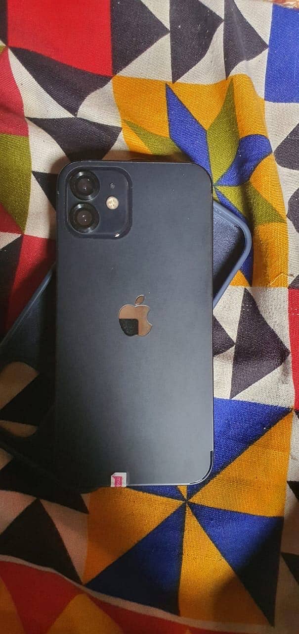 Apple iPhone 12 0