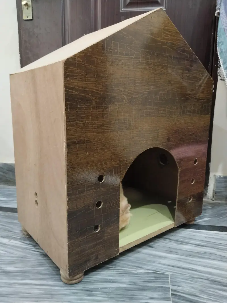 wooden cat house — photo 3