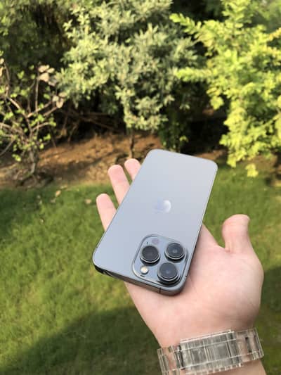 Apple iPhone 13 Pro