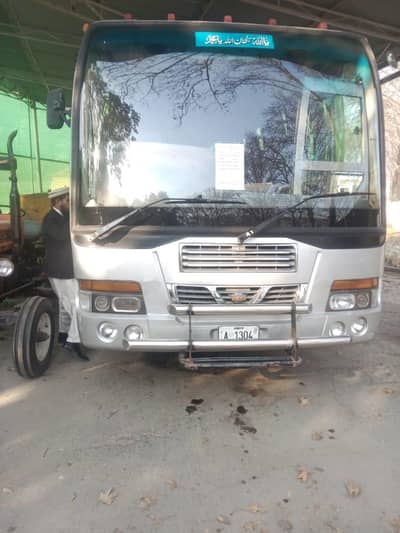 Hino bus