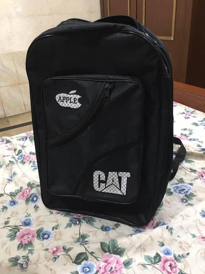 Cat sholder bag Available