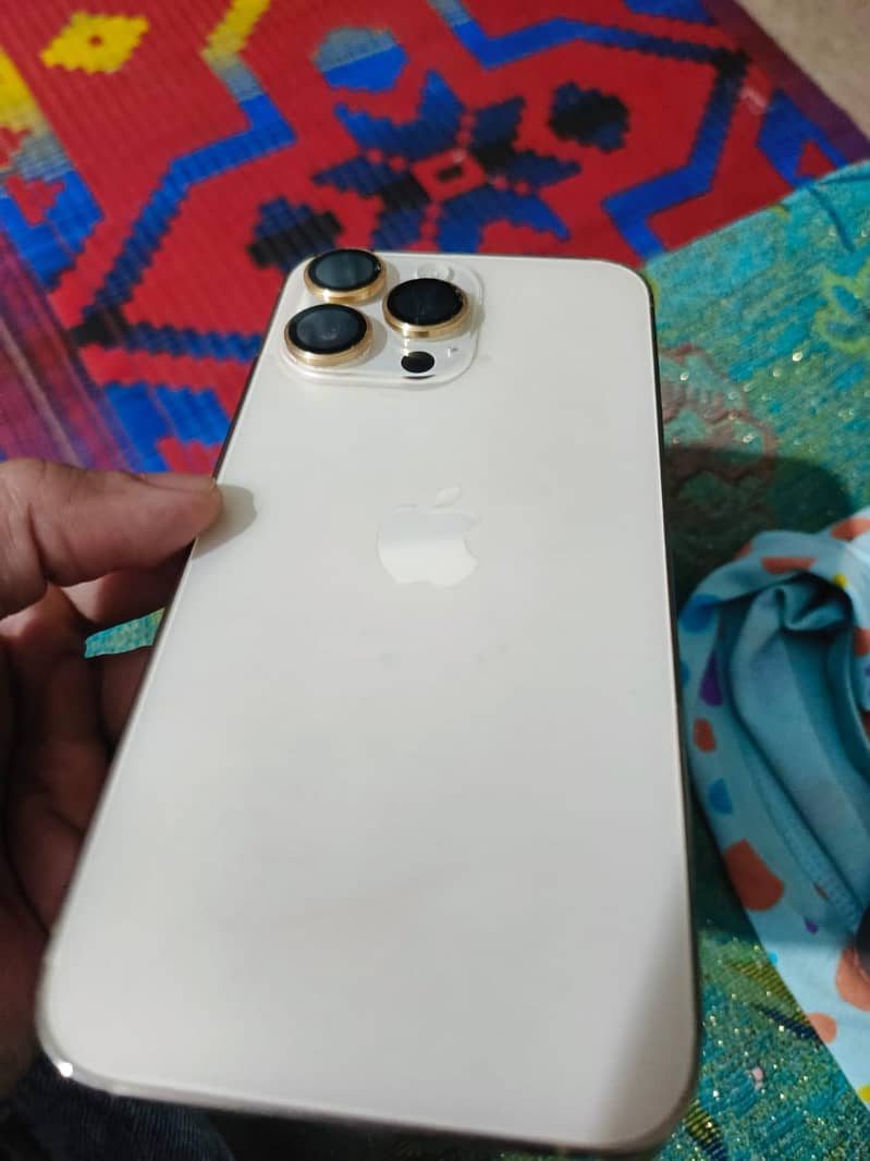 iPhone 14 Pro Max 6