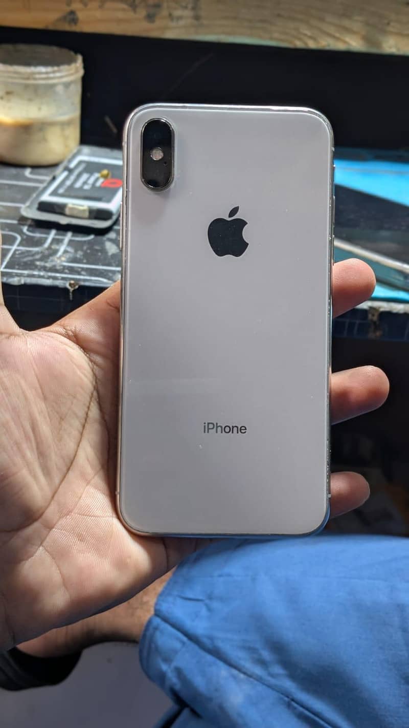 Apple iPhone X 0