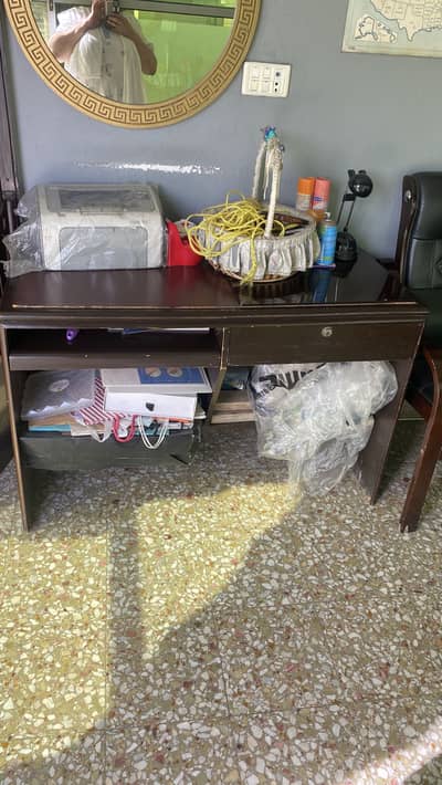 Office and study table