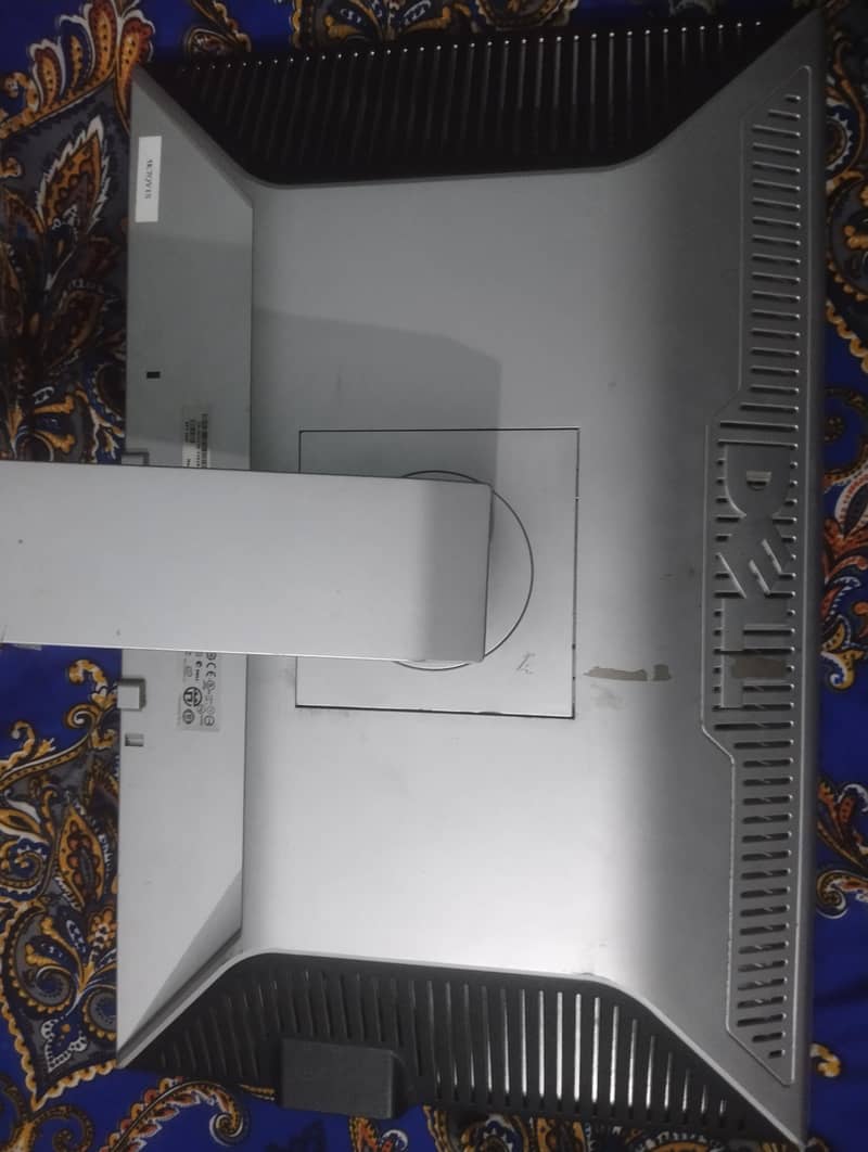 Computer LCD 22 Inc 1
