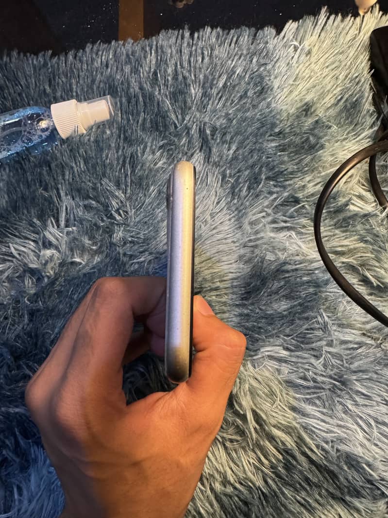 Apple iPhone 11 2