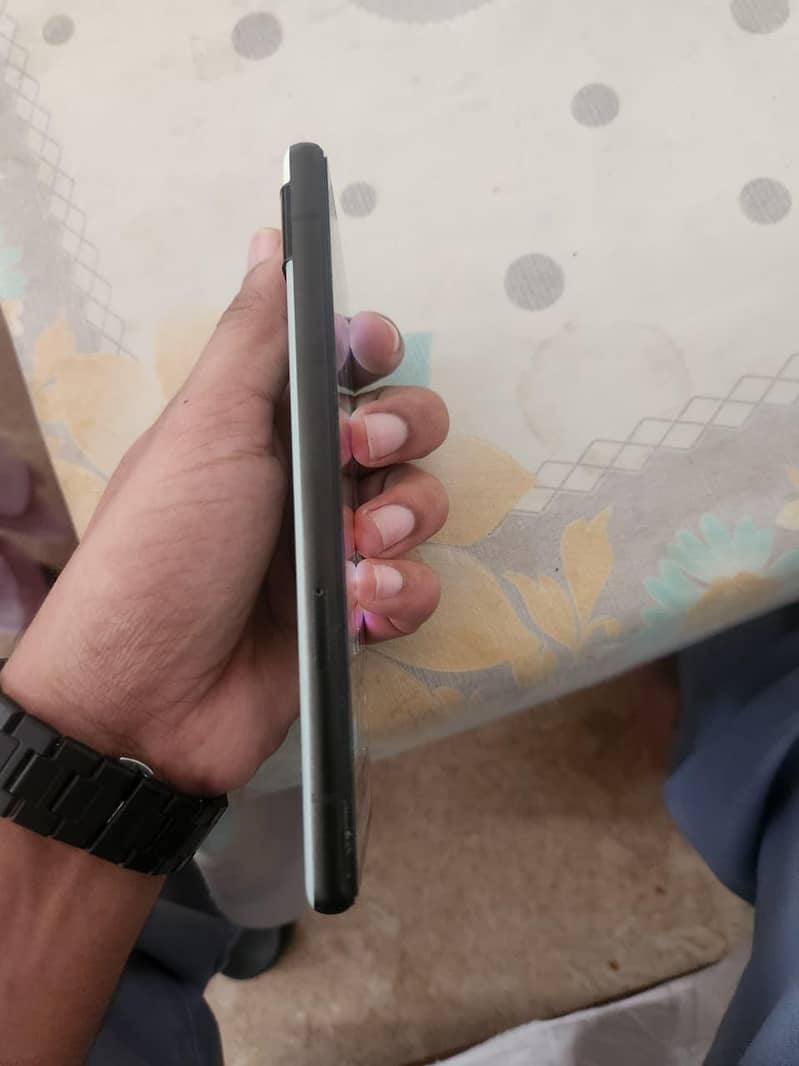 Google Pixel 6a 3