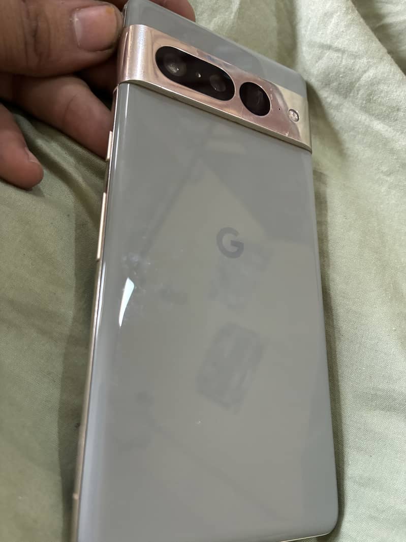 Google Pixel 7 Pro 0