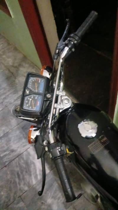 Honda CG 125 2025